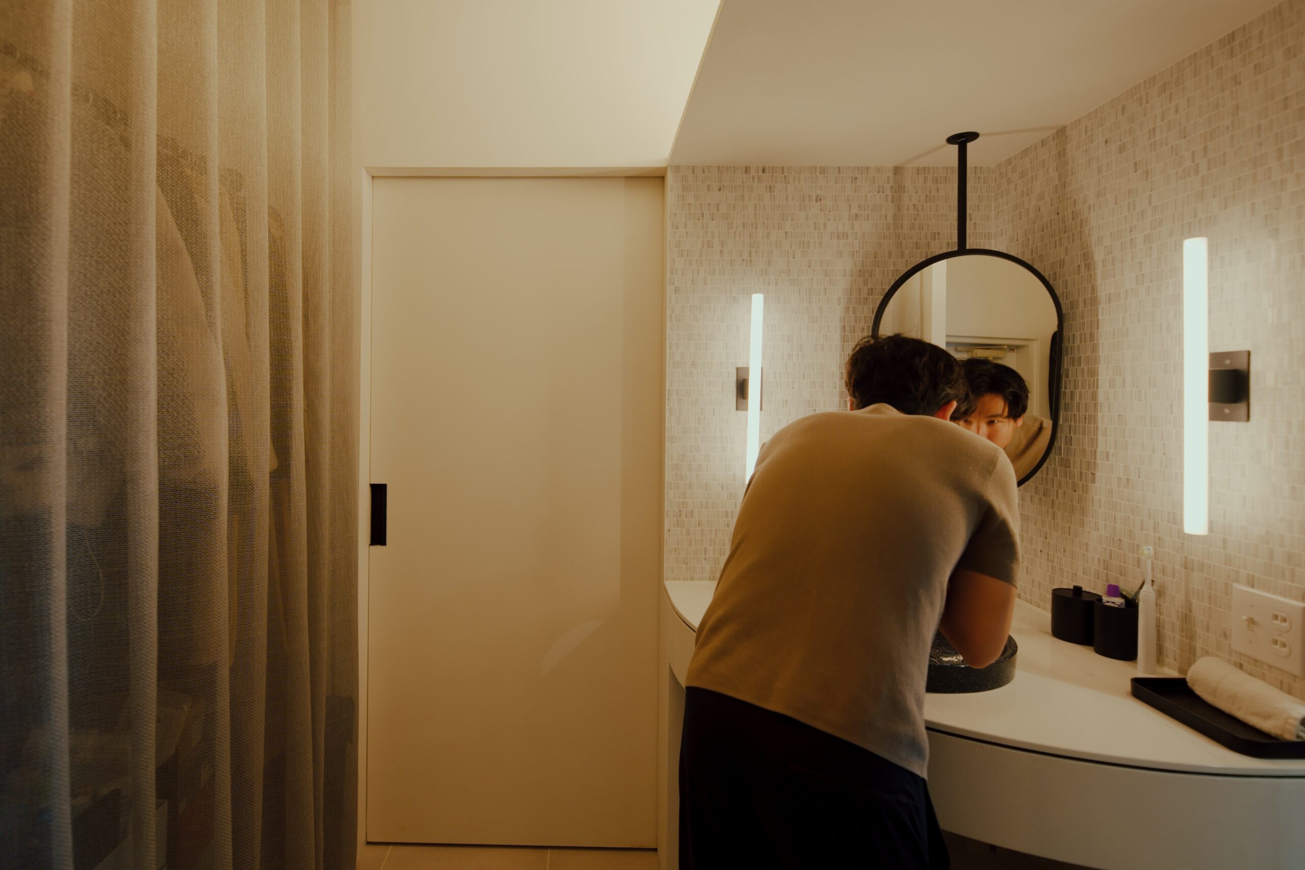 edit_a still_01_00_53_10