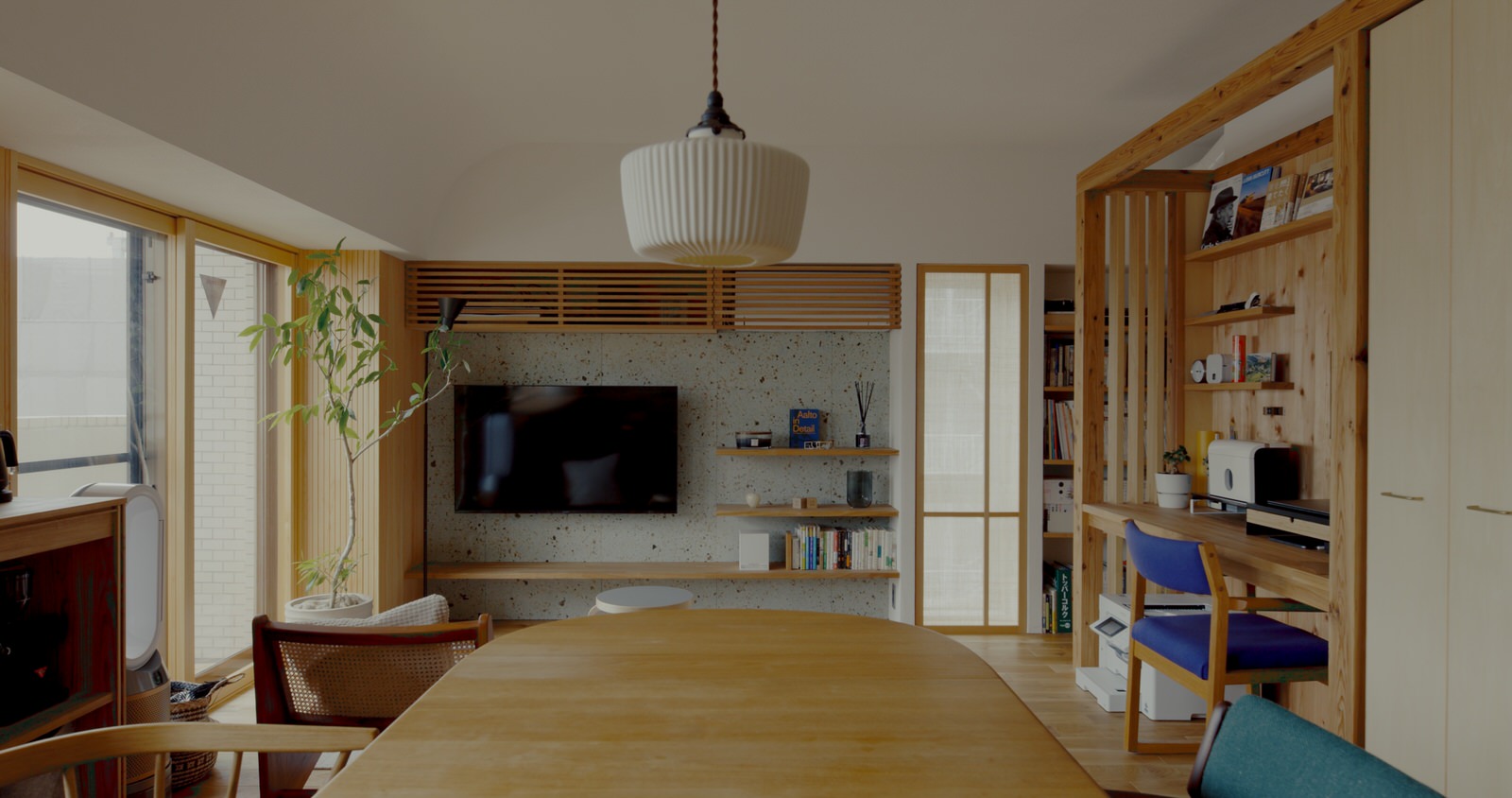 edit_v02still_01_01_43_20