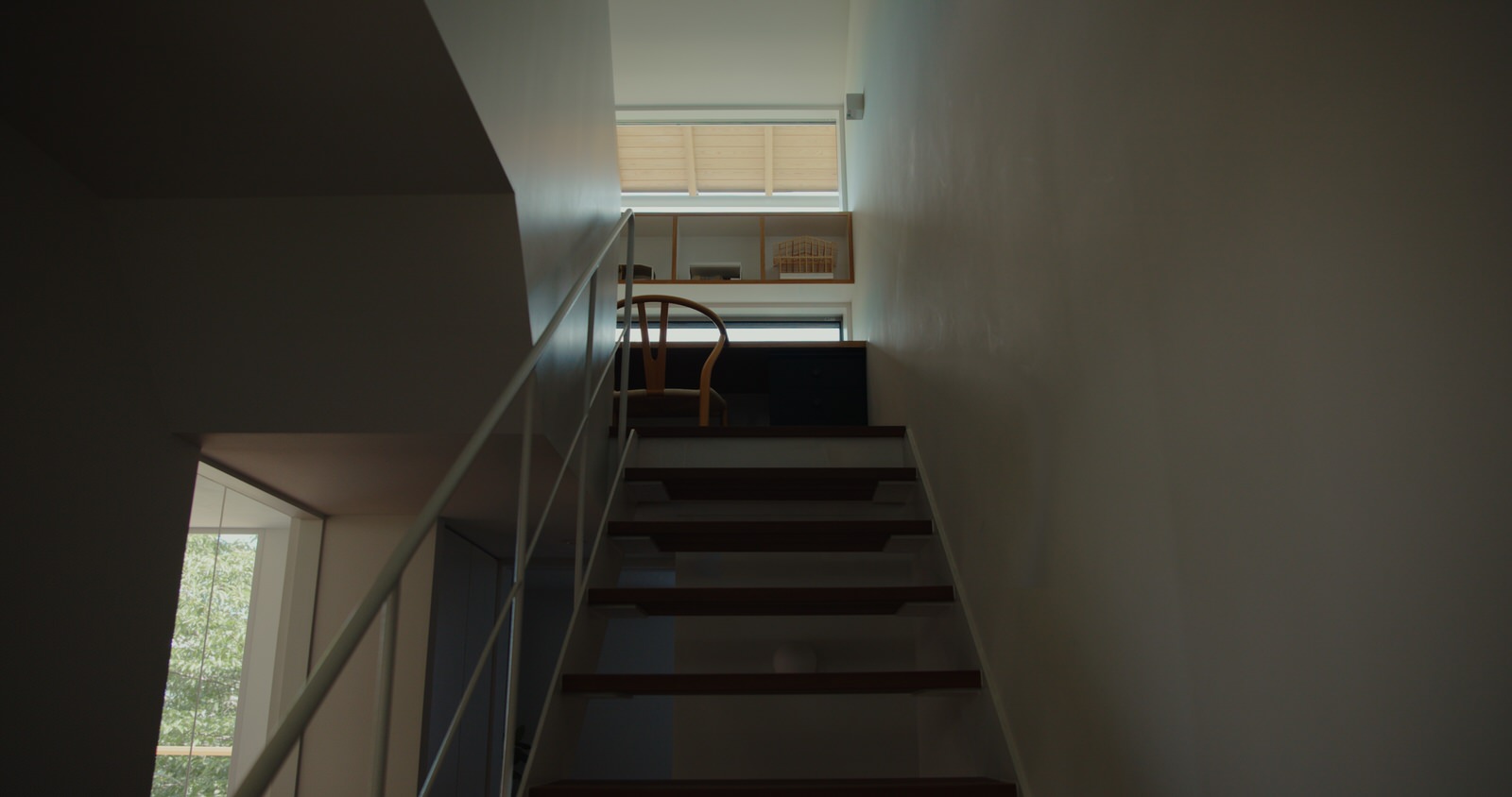 edit_theday_a_v04_still_01_01_56_02