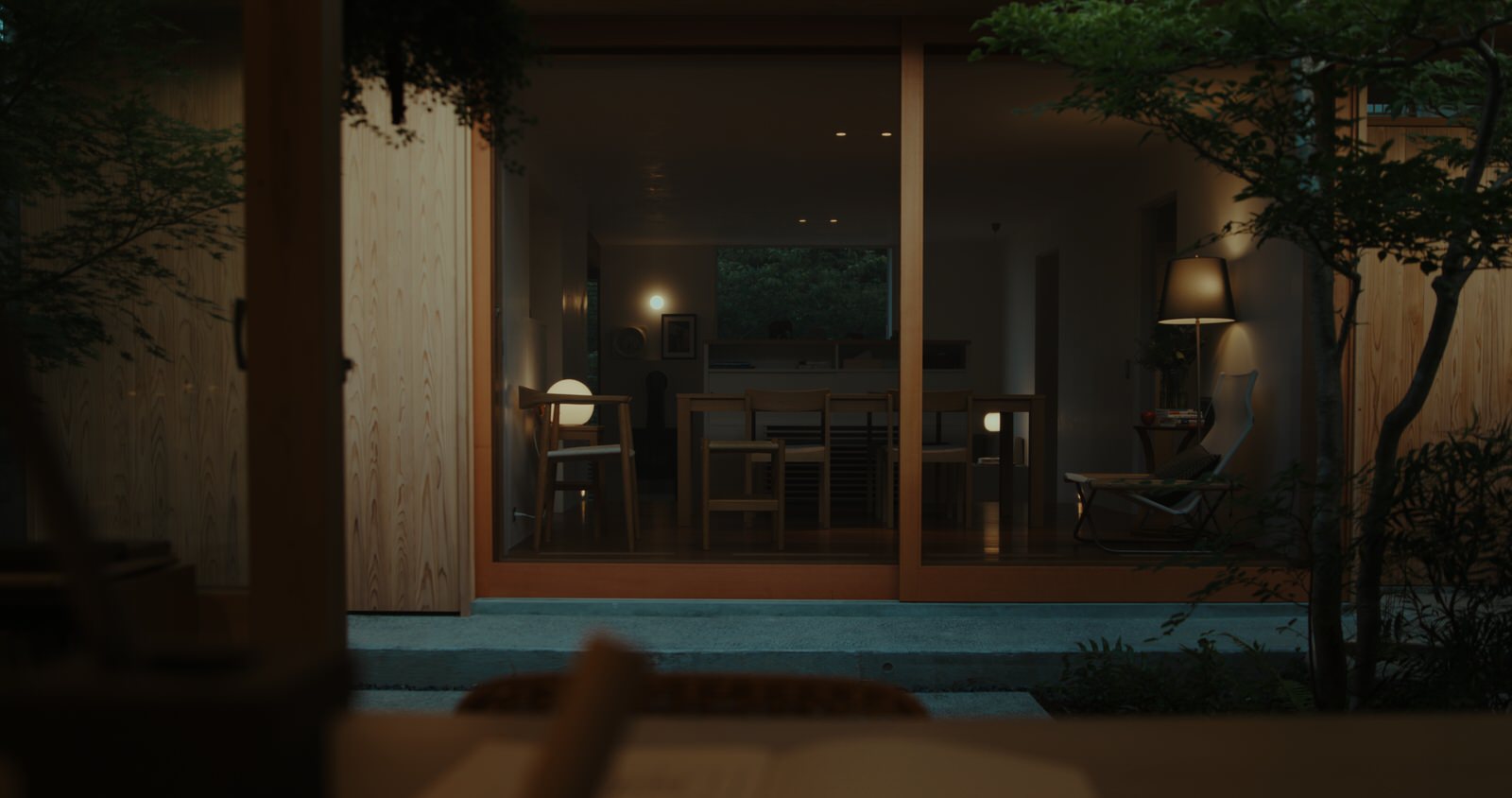 editthenight_v04_still_01_00_38_11